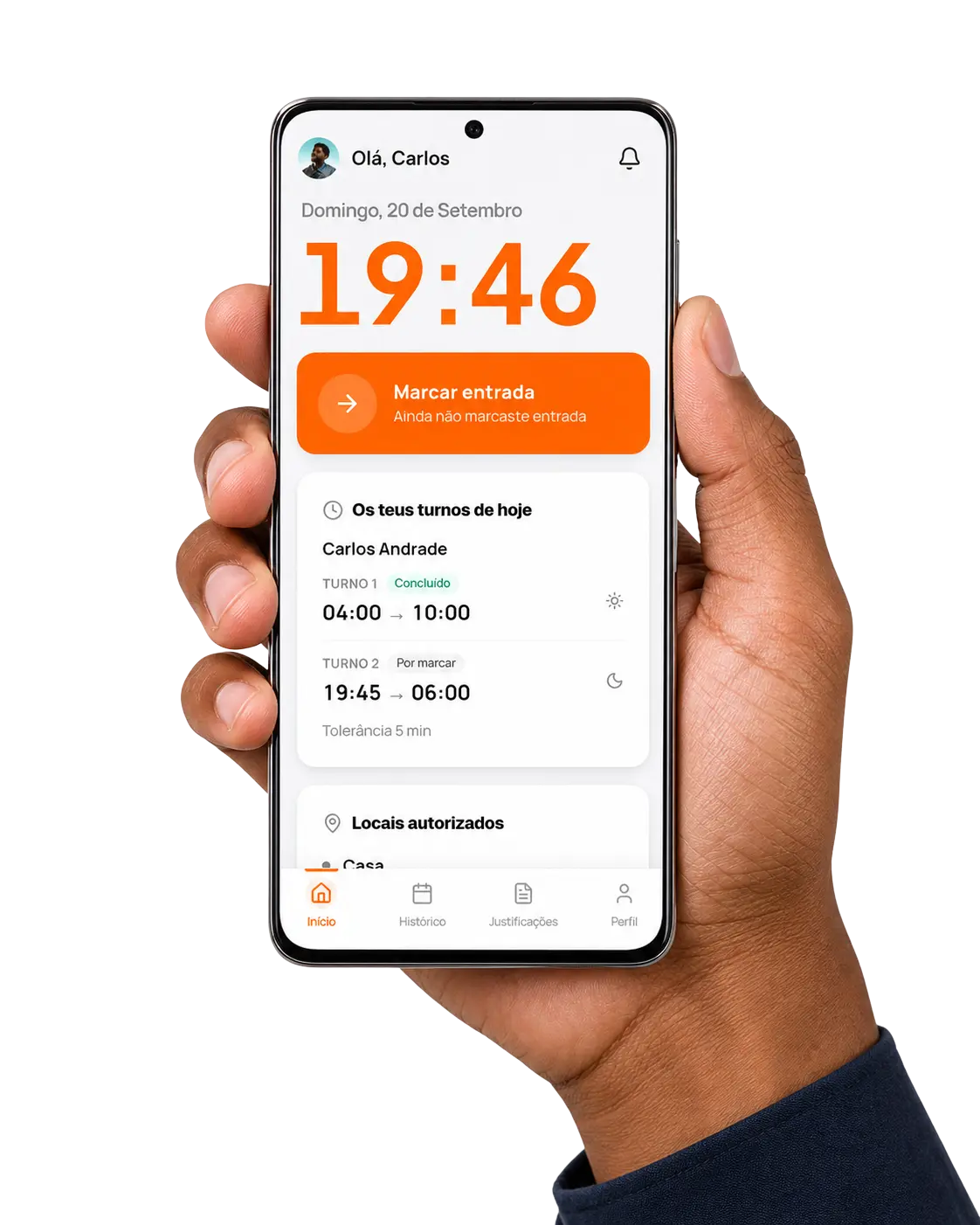 Mão a segurar um telemóvel com a app da OUPRA e o botão Marcar entrada